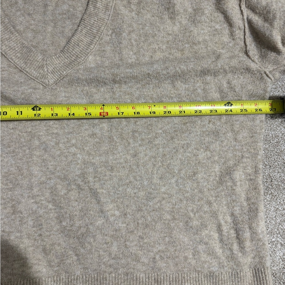 Aerie Unreal V Neck Sweater Womens Size Large Beige Oversized Long Sleeve - Picture 10 of 11
